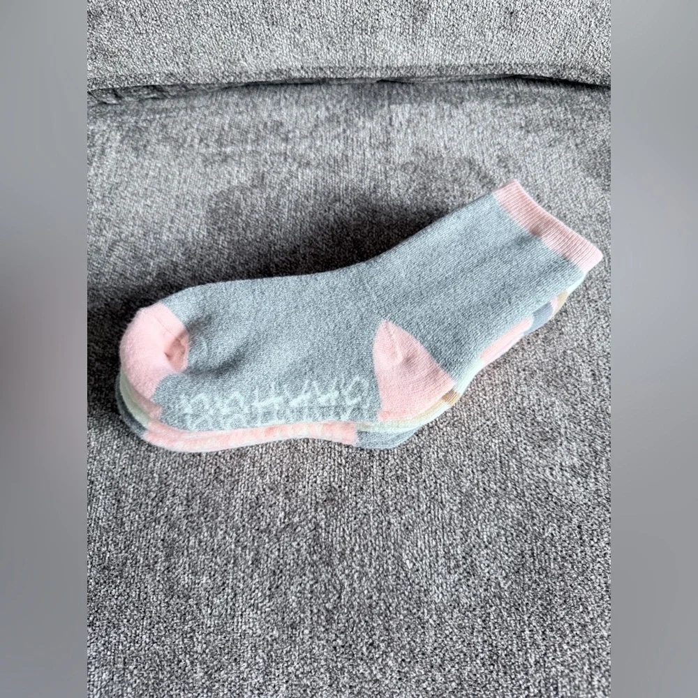 NWT GAA HUU 3-pk kids thermal insulated socks